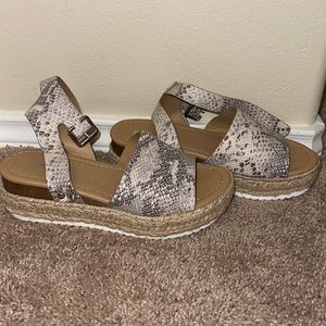 Soda Snake Platform Sandals